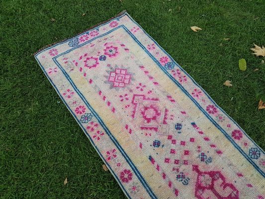 Tappeto Da Corridoio Oushak Vintage A Quadri Anni 70 In Vendita Su Pamono