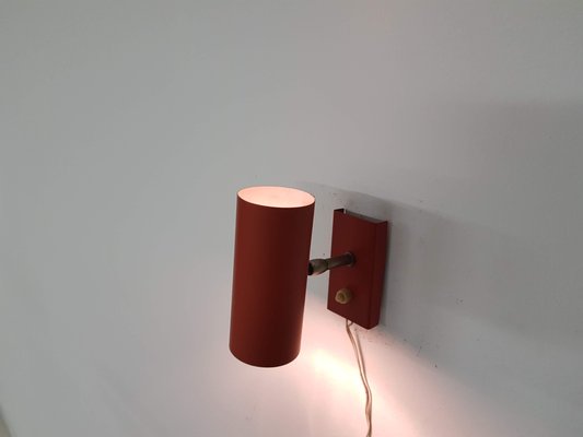 minimal wall light