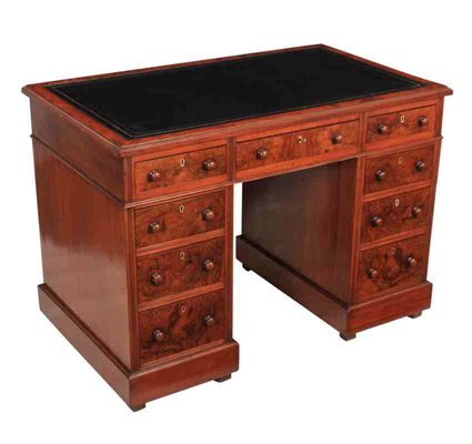 Petit Bureau En Noyer 1890s En Vente Sur Pamono