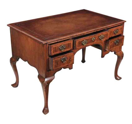 Queen Anne Style Walnut Writing Table For Sale At Pamono