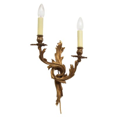 French Rococo Style Cast Br Wall Sconce 1970s French Rococo Style Cast Br Wall Sconce 1970s