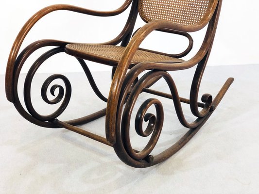 Rocking Chair N 1 De Thonet 1900s