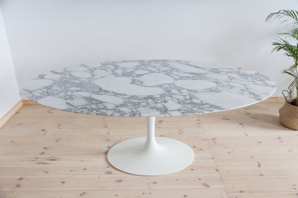Vintage Oval Dining Room Table by Eero Saarinen for Knoll Inc 1958