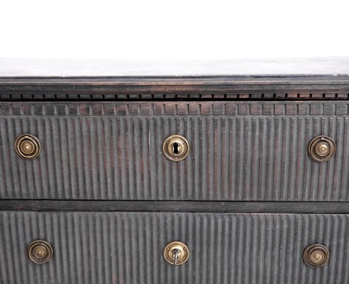 Antique Gustavian Style Chest Of Drawers 1970s Antique Gustavian Style Chest Of Drawers 1970s