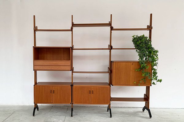 Mid Century Teak Double Sided Bookshelf By Vittorio Dassi 1960s For Sale At Pamono
