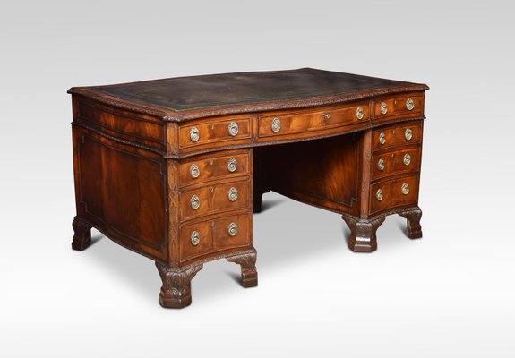 19th Century Chippendale Mahogany Pedestal Desk For Sale At Pamono