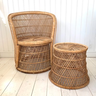 Vintage Wicker Rattan Armchair And Stool Set 1970s For At Pamono Vintage Wicker Rattan Armchair And