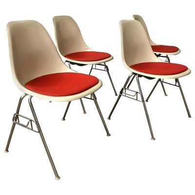 Fiberglas Stacking Side Chair by Charles Ray Eames for Herman Miller 1948