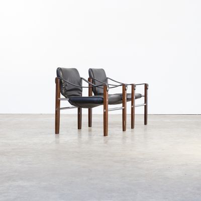 Black Leather Chelsea Safari Chairs By Maurice Burke For Pozza 1970s Set Of 2