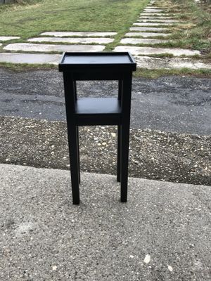 small black lamp table
