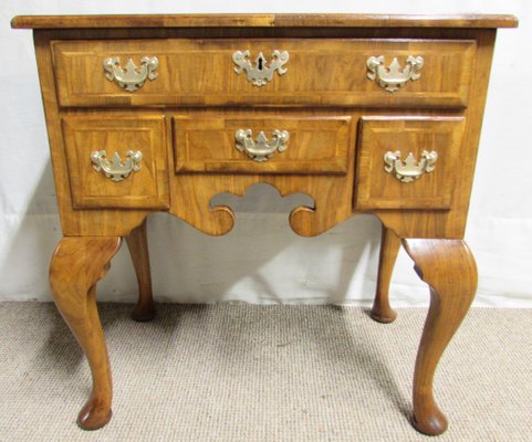 Antique Queen Anne Walnut Side Table With Drawers For Sale At Pamono