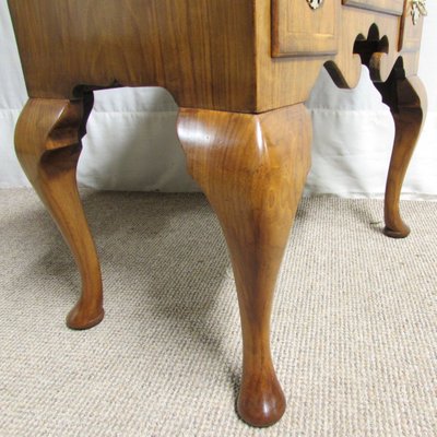 Antique Queen Anne Walnut Side Table With Drawers For At Pamono Antique Queen Anne Walnut Side Table