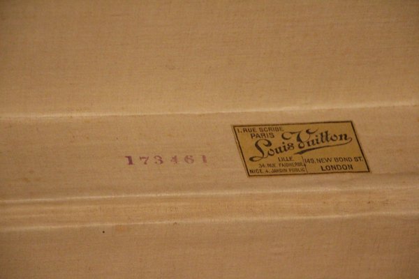 Schwarze Auto Truhen Von Louis Vuitton 1920er 2er Set Bei Pamono Kaufen