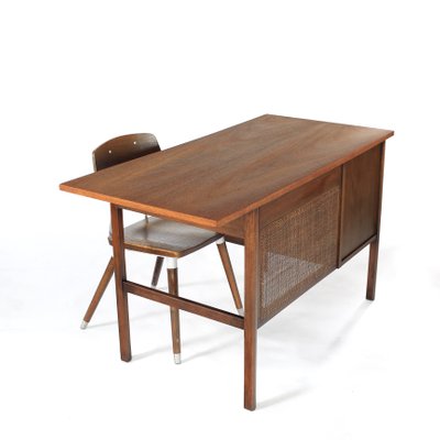 Mid Century Desk Chair By Jack Cartwright For Founders For Sale