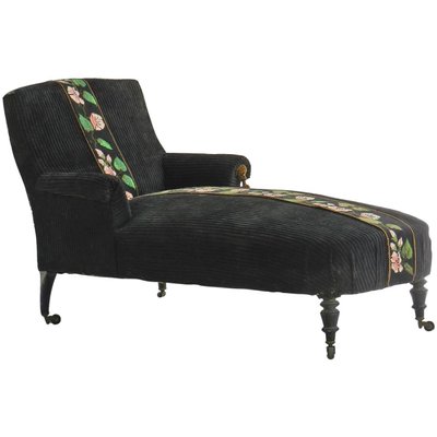 Antique French Chaise Lounge From Merinne