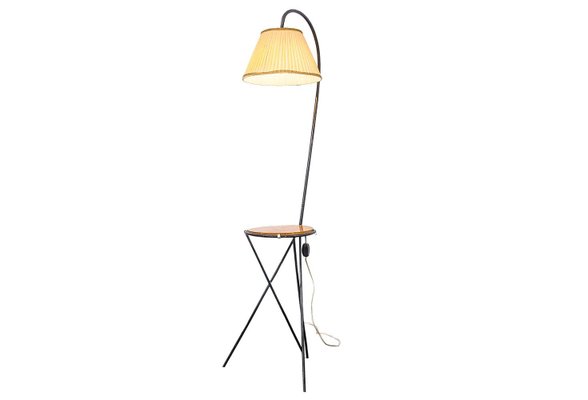 Mid Century Floor Lamp With Table 1950s For At Pamono Mid Century Floor Lamp With Table, Floor Lamp With Table Attached Uk