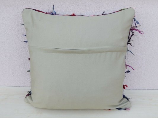 flokati pillow