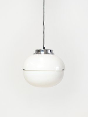 Kugelformige Deckenlampe Aus Plexiglas Von L Bandini Buti Fur Kartell 1970er