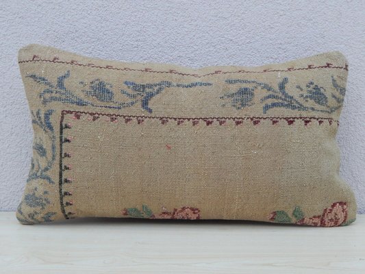 Scarica Gratis Images Housse De Coussin Tapisserie Florale De Vintage Pillow Store dernière par