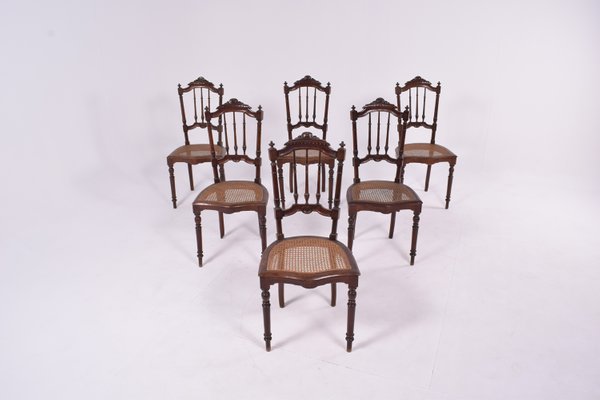 Chaises De Salle A Manger Romantiques Antiques Set De 6 En Vente