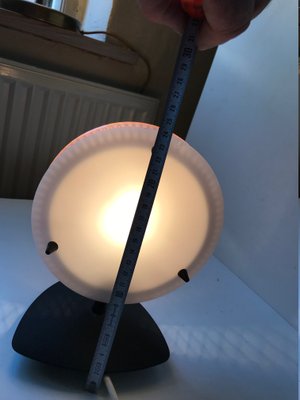Mid Century Italian Pink White Lucite Table Lamp 1960s For Mid Century Italian Pink White Lucite
