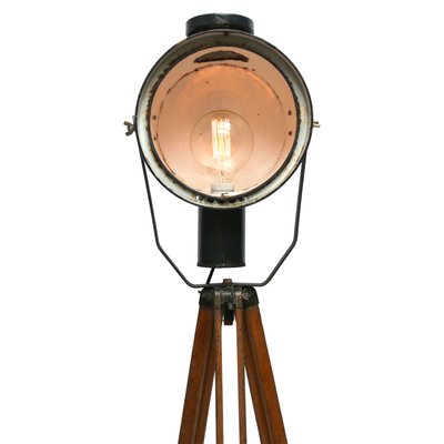 Lampe Projecteur Tripode En Bois 1950s En Vente Sur Pamono