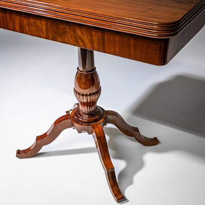 ヴィンテージgame table antique-german-game-table.jpg