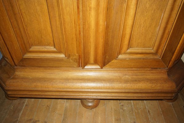 Barocker Schrank Aus Eiche 1740er Bei Pamono Kaufen