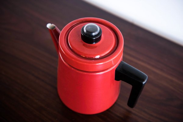 Cafetera de hierro fundido esmaltado de Antti Nurmesniemi para Finel, años  50 en venta en Pamono
