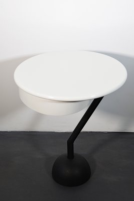 Table D Appoint Postmoderne Laquee Blanche Par Valerio Mazzei
