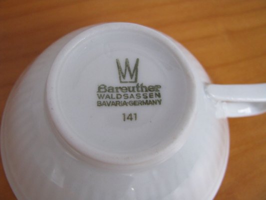 Service à Café/thé Doré Bareuther Waldsassen - Porcelaine Allemande Motif Fleur Doris - Neuf Avec Défaut Mineur