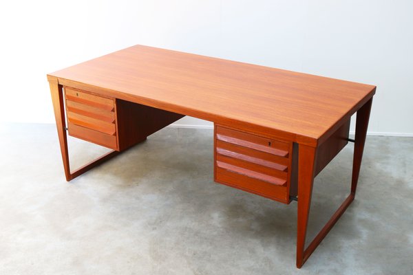 Danischer Modell 70 Chef Schreibtisch Von Kai Kristiansen Fur
