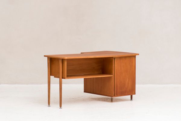 Kidney Shaped Writing Desk 1960s For Sale At Pamono