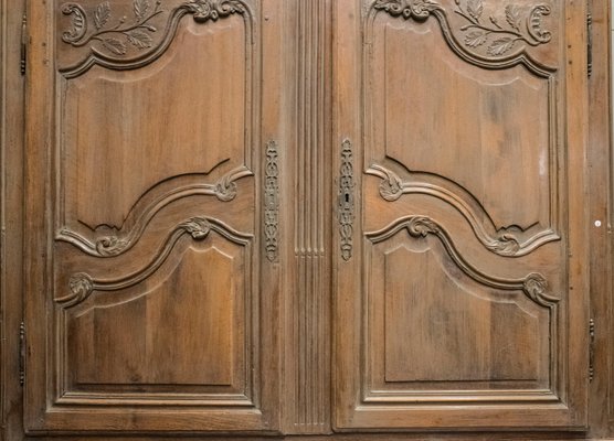Schrank Aus Obstholz Mit Schnitzerei Bei Pamono Kaufen