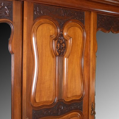 Antique English Wardrobe 1900s for sale at Pamono