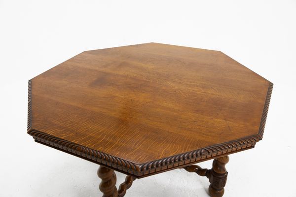 Antique English Oak Octagonal Dining Table Antique English Oak Octagonal Dining Table