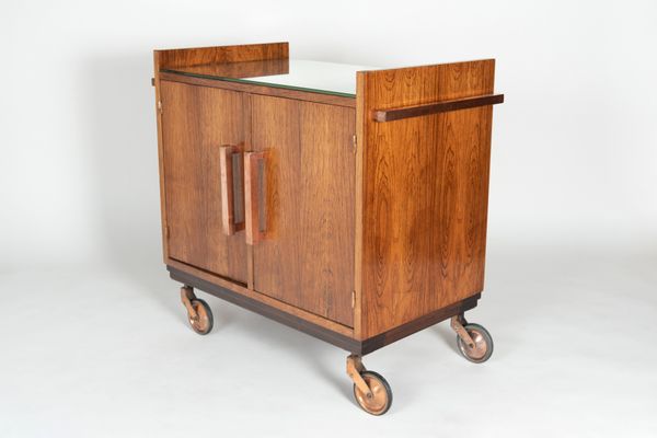 Rio Rosewood Copper Bar Cart With Mirror Top 1930s En Venta Rio Rosewood Copper Bar Cart With