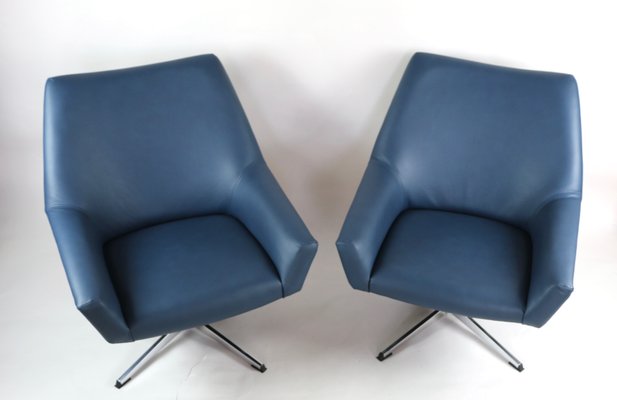 Blue Leather Swivel Chairs From Veb Metallwaren Naumburg 1970s