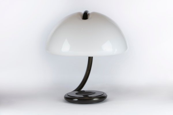 snake table lamp