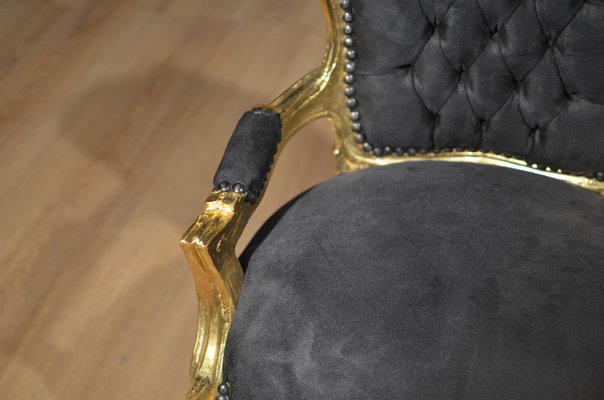 childrens velvet chair