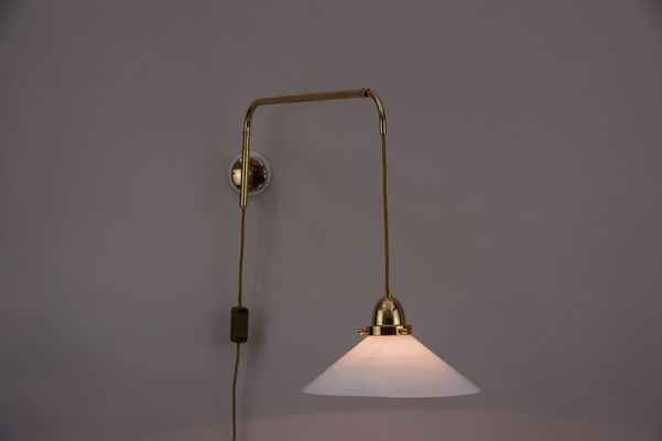 Lampada da parete Art Déco allungabile in ottone, anni '20 Lampada da parete Art Déco allungabile in ottone, anni '20