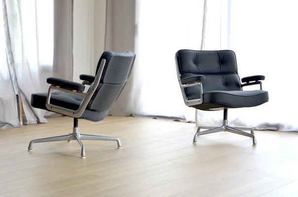 Leather Lobby Chairs By Charles Ray Eames For Herman Miller