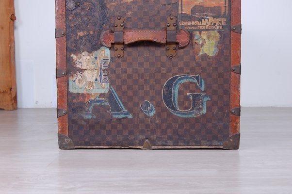 Antique French Leather and Wood Travel Trunk from Moynat for sale at Pamono