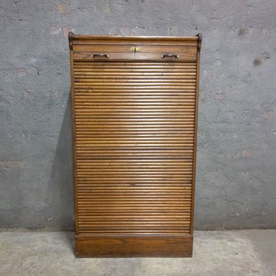 Vintage Oak Tambour Front Filing Cabinet 1920s Bei Pamono Kaufen