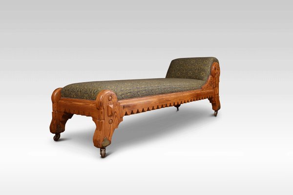 Antique Gothic Style Pitch Pine Chaise Lounge For Sale At Pamono
