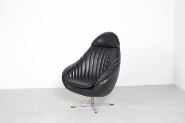 Modernist Chrome Egg Club Chair From Rohe Noordwolde 1960s