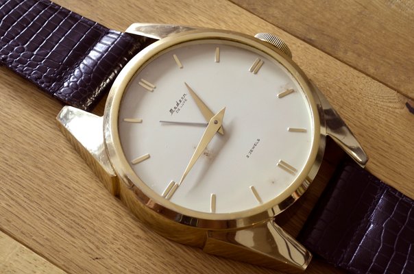 Horloge Murale en Forme de Montre de Modern De Luxe, 1960s en vente sur  Pamono