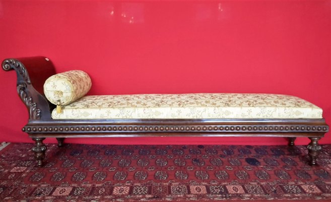 Antiker Italienischer Liegesessel Aus Holz Bei Pamono Kaufen