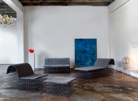 Minimalist chaise lounge deals