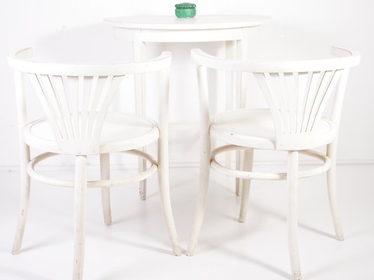 finding nemo table and chairs